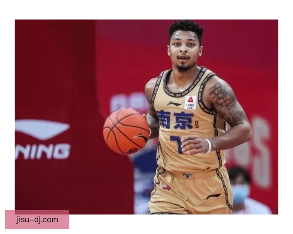 皮特森加盟福建男篮重返CBA